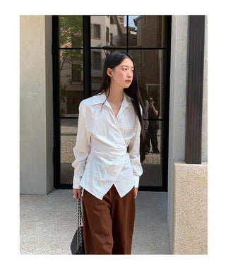 oblique placket Top