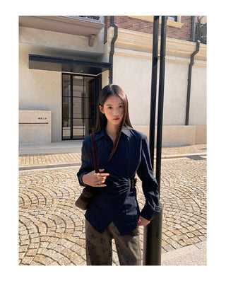 oblique placket Top
