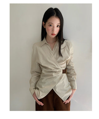 oblique placket Top