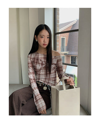 twisted plaid Top