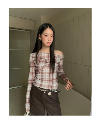 twisted plaid Top