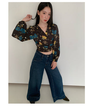 wide-leg jeans