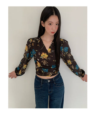 wide-leg jeans
