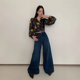 wide-leg jeans