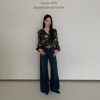 wide-leg jeans
