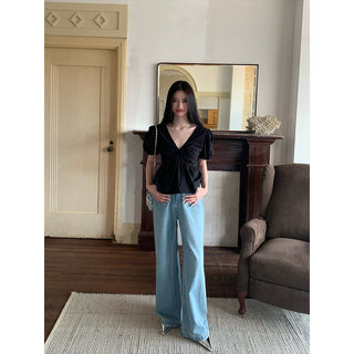 V-neck slim Top