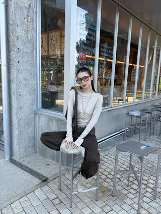 Off-Shoulder Loose T-Shirt