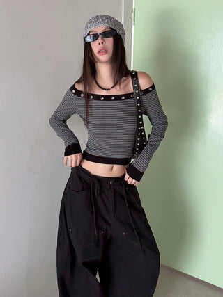 Hollow Off-Shoulder Shirt