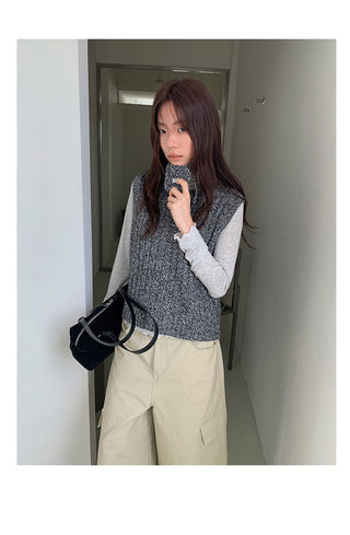 Sleeveless top