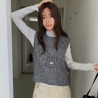 Sleeveless top