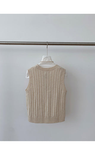 Sleeveless top