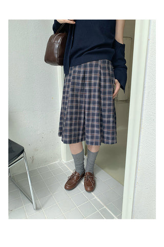Pleated Skirt