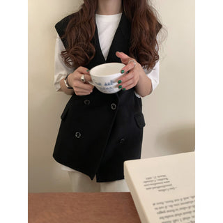 Sleeveless Overcoat