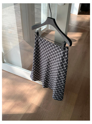 Plaid Slim Skirt