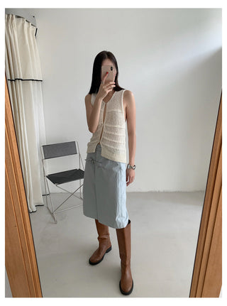 Sleeveless Knit top