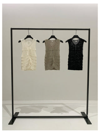 Sleeveless Knit top