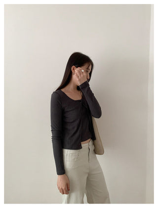 Sleeveless Knit top