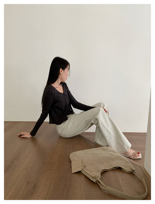 Sleeveless Knit top