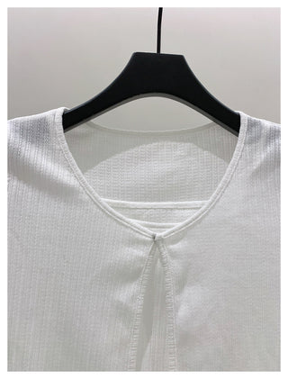 Sleeveless Knit top