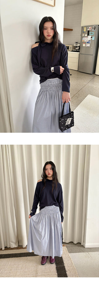 Off-Shoulder T-Shirt