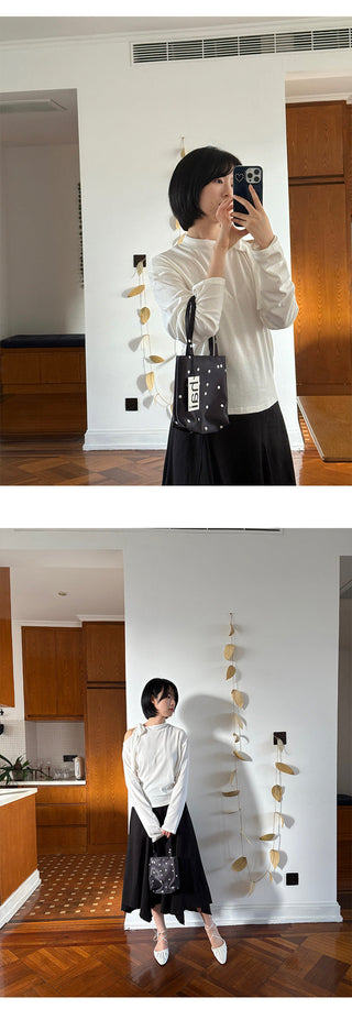 Off-Shoulder T-Shirt