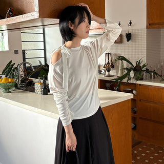 Off-Shoulder T-Shirt