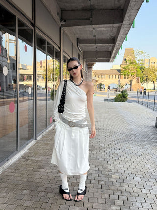 pleated a-line skirt