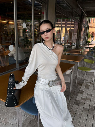 pleated a-line skirt