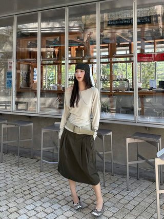 pleated a-line skirt