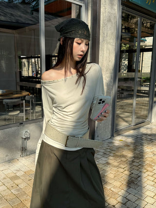 pleated a-line skirt