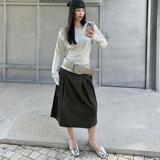 pleated a-line skirt