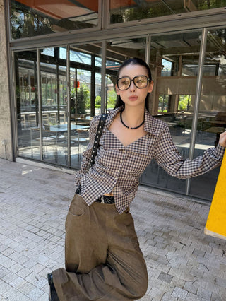 plaid v-collar shirt