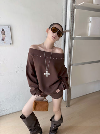 rivet sweatshirt