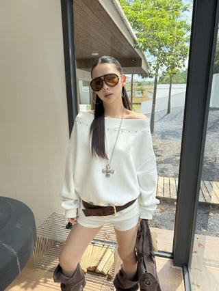 rivet sweatshirt