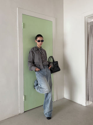 washed pocket jeans