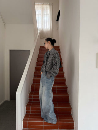 washed pocket jeans