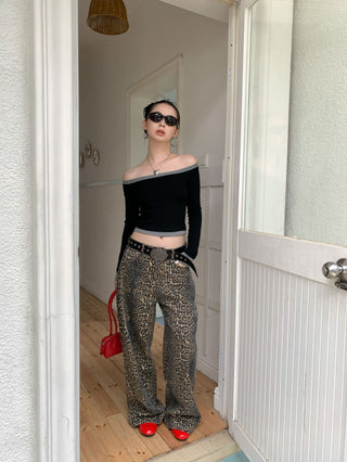contrast shoulder tops