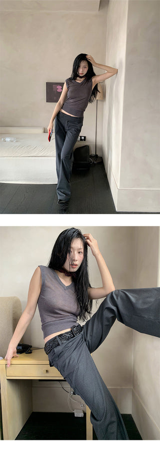 V-neck knitted top