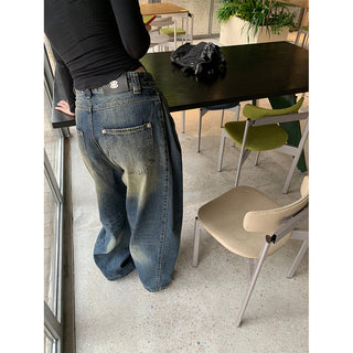 pleating wide jeans