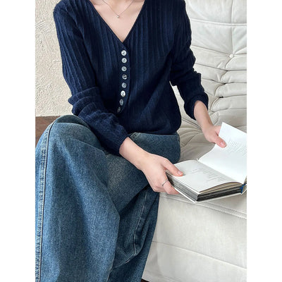 V-neck cardigan