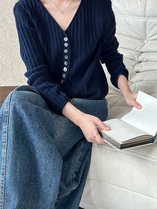 V-neck cardigan