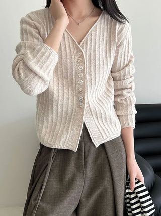 V-neck cardigan