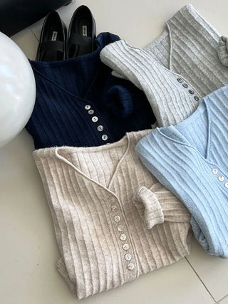 V-neck cardigan