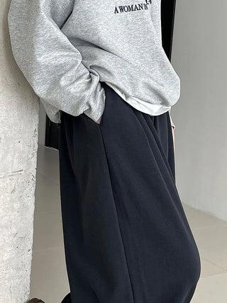 pleated sweatpants