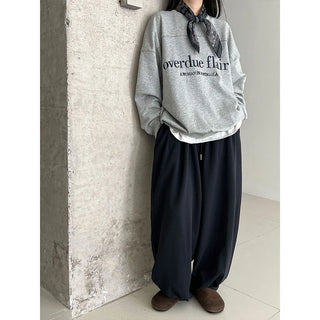 pleated sweatpants