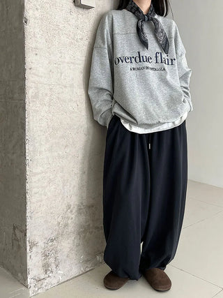 pleated sweatpants