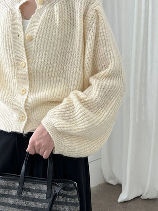 wool knit cardigan