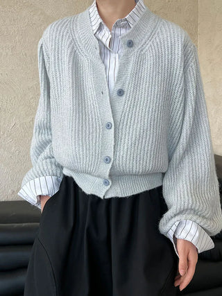 wool knit cardigan