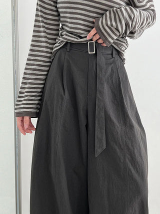 pleated strap pants