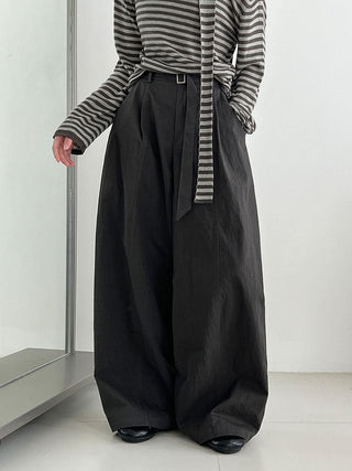 pleated strap pants
